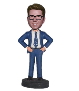 رجل يحمل يديه في الخصر هدية عيد الميلاد لرجل الأعمال Bobblehead